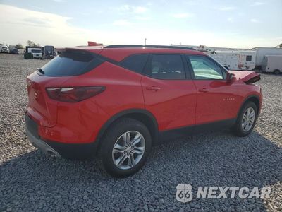 Trzecie zdjęcie samochodu z tyłu: 2019 CHEVROLET BLAZER 1LT VIN:3GNKBBRA8KS697267 - miniatura