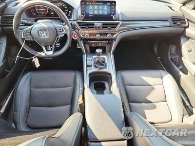 Zdjęcie 8 z 12 samochodu: 2018 HONDA ACCORD SPORT VIN:1HGCV2E39JA052513 - miniatura