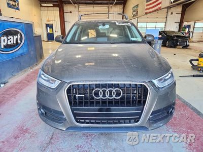 Piąte zdjęcie samochodu w środku: 2015 AUDI Q3 PREMIUM PLUS VIN:WA1EFCFS0FR012579 - miniatura