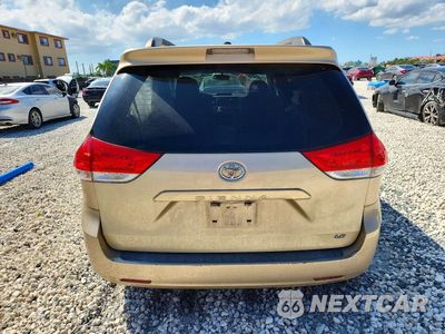 Zdjęcie 6 z 12 samochodu: 2013 TOYOTA SIENNA LE VIN:5TDKK3DC1DS365055 - miniatura