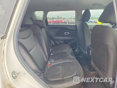 Zdjęcie 10 z 12 samochodu: 2016 KIA SOUL BASE VIN:KNDJN2A27G7364354 - miniatura