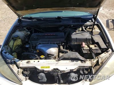 Zdjęcie 11 z 12 samochodu: 2005 TOYOTA CAMRY LE VIN:4T1BE32K95U393230 - miniatura