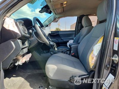Zdjęcie 7 z 13 samochodu: 2018 TOYOTA TACOMA SR VIN:5TFRX5GN0JX123338 - miniatura