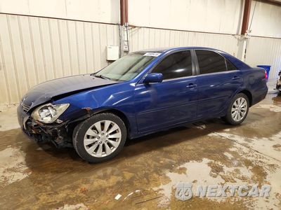 2005 TOYOTA CAMRY LE 4T1BE32K35U032334 - główne zdjęcie licytacji z USA - miniatura