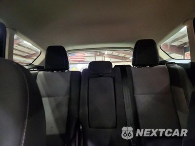 Zdjęcie 10 z 13 samochodu: 2018 FORD ESCAPE SE VIN:1FMCU9GD4JUA58214 - miniatura