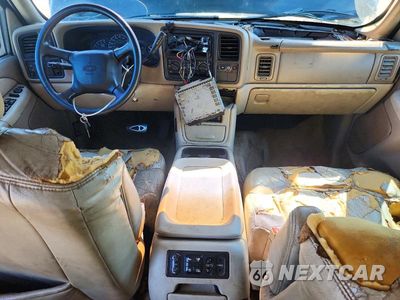 Zdjęcie 8 z 13 samochodu: 2002 CHEVROLET SUBURBAN C1500 VIN:3GNEC16Z82G214717 - miniatura