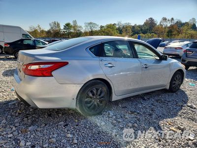 Trzecie zdjęcie samochodu z tyłu: 2016 NISSAN ALTIMA 2.5 S VIN:1N4AL3AP4GN391259 - miniatura