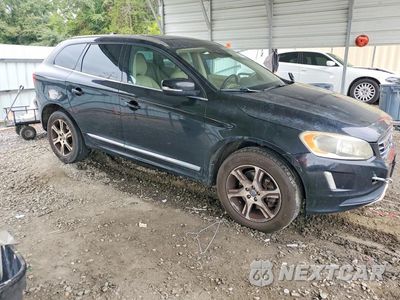 Czwarte zdjęcie samochodu z boku: 2015 VOLVO XC60 T6 PLATINUM VIN:YV4902RM3F2691544 - miniatura