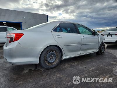 Trzecie zdjęcie samochodu z tyłu: 2012 TOYOTA CAMRY LE VIN:4T4BF1FK4CR221637 - miniatura
