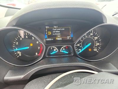 Zdjęcie 9 z 12 samochodu: 2017 FORD ESCAPE TITANIUM VIN:1FMCU9J95HUD09417 - miniatura