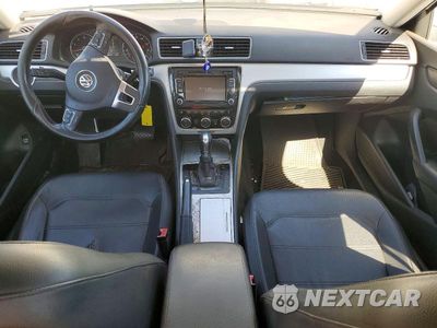 Zdjęcie 8 z 11 samochodu: 2012 VOLKSWAGEN PASSAT SE VIN:1VWBP7A39CC033942 - miniatura