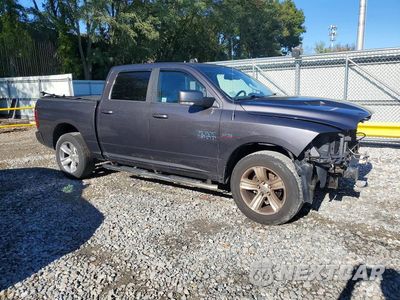 Czwarte zdjęcie samochodu z boku: 2018 RAM 1500 SPORT VIN:1C6RR7MT3JS171963 - miniatura