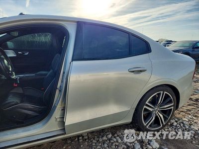 Zdjęcie 12 z 13 samochodu: 2019 VOLVO S60 T6 R-DESIGN VIN:7JRA22TM7KG014000 - miniatura