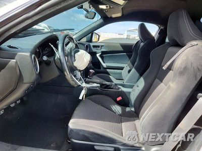 Zdjęcie 7 z 12 samochodu: 2017 TOYOTA 86 BASE VIN:JF1ZNAA10H9710390 - miniatura