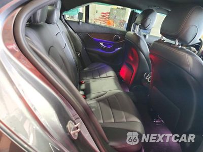 Zdjęcie 10 z 12 samochodu: 2019 MERCEDES-BENZ C 300 VIN:WDDWF8DB6KR514572 - miniatura