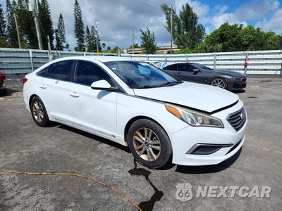 Czwarte zdjęcie samochodu z boku: 2016 HYUNDAI SONATA SE VIN:5NPE24AF8GH365176 - miniatura