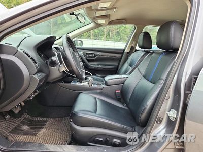 Zdjęcie 7 z 12 samochodu: 2018 NISSAN ALTIMA 2.5 SR VIN:1N4AL3AP3JC255725 - miniatura