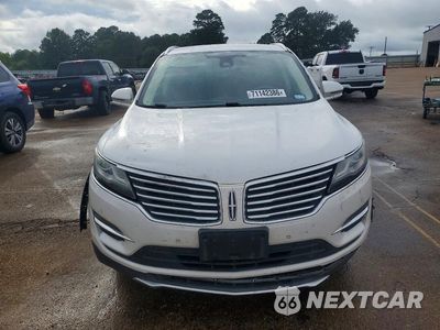 Piąte zdjęcie samochodu w środku: 2017 LINCOLN MKC RESERVE VIN:5LMCJ3C92HUL02571 - miniatura