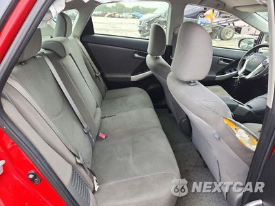 Zdjęcie 10 z 12 samochodu: 2013 TOYOTA PRIUS TWO VIN:JTDKN3DU8D1715729 - miniatura