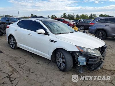 Czwarte zdjęcie samochodu z boku: 2012 KIA OPTIMA SX VIN:5XXGR4A62CG087028 - miniatura