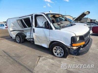 Czwarte zdjęcie samochodu z boku: 2014 CHEVROLET EXPRESS G1500 VIN:1GCSGAFX2E1163829 - miniatura