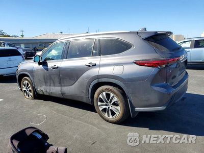 Drugie zdjęcie samochodu z przodu: 2022 TOYOTA HIGHLANDER HYBRID XLE VIN:5TDHBRCH8NS551364 - miniatura