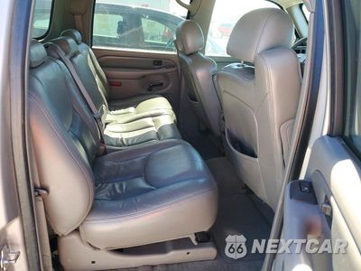 Zdjęcie 11 z 13 samochodu: 2004 GMC YUKON XL DENALI VIN:1GKFK66U34J211795 - miniatura