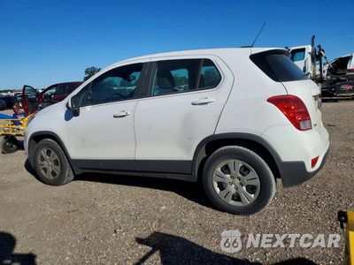 Drugie zdjęcie samochodu z przodu: 2017 CHEVROLET TRAX LS VIN:3GNCJKSB7HL244089 - miniatura
