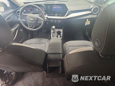 Zdjęcie 8 z 14 samochodu: 2024 CHEVROLET TRAX LS VIN:KL77LFE29RC245066 - miniatura