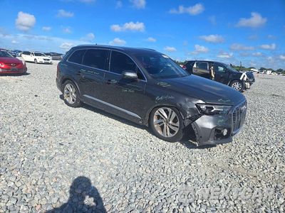 Czwarte zdjęcie samochodu z boku: 2021 AUDI Q7 PREMIUM VIN:WA1AJAF76MD014019 - miniatura