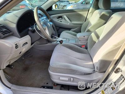 Zdjęcie 7 z 12 samochodu: 2011 TOYOTA CAMRY LE VIN:4T1BF3EK4BU686084 - miniatura