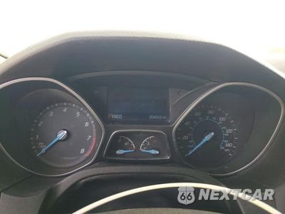 Zdjęcie 9 z 12 samochodu: 2014 FORD FOCUS SE VIN:1FADP3K29EL296533 - miniatura