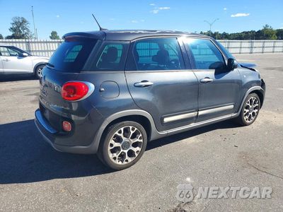 Trzecie zdjęcie samochodu z tyłu: 2014 FIAT 500L TREKKING VIN:ZFBCFADH6EZ016260 - miniatura