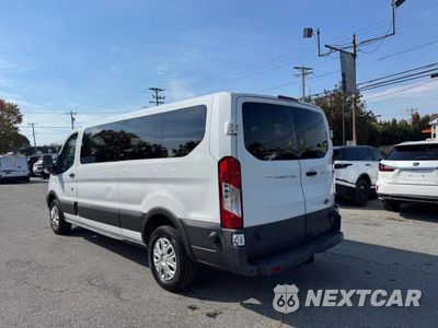 Trzecie zdjęcie samochodu z tyłu: 2015 FORD TRANSIT T-350 VIN:1FBZX2YM1FKA54575 - miniatura