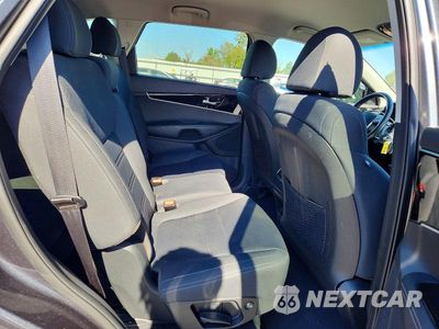 Zdjęcie 11 z 13 samochodu: 2020 KIA SORENTO LX VIN:5XYPG4A36LG648029 - miniatura