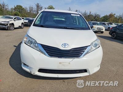 Piąte zdjęcie samochodu w środku: 2017 TOYOTA SIENNA L 7-PASSENGER VIN:5TDZZ3DC9HS819682 - miniatura