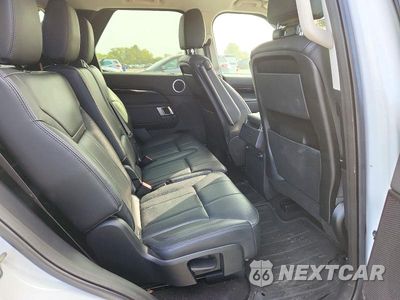 Zdjęcie 19 z 24 samochodu: 2018 LAND ROVER DISCOVERY SE VIN:SALRG2RV0JA048633 - miniatura