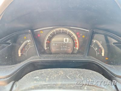 Zdjęcie 9 z 12 samochodu: 2018 HONDA CIVIC LX VIN:2HGFC2F57JH542968 - miniatura