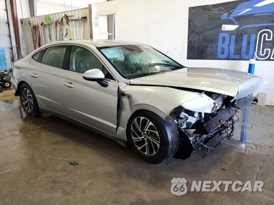 Czwarte zdjęcie samochodu z boku: 2026 HYUNDAI SONATA HYBRID BLUE VIN:KMHL24JJ8TA158599 - miniatura