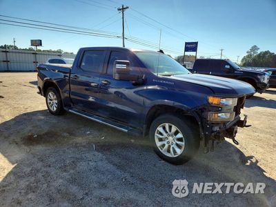 Czwarte zdjęcie samochodu z boku: 2019 CHEVROLET SILVERADO K1500 CUSTOM VIN:3GCUYBEF3KG700290 - miniatura