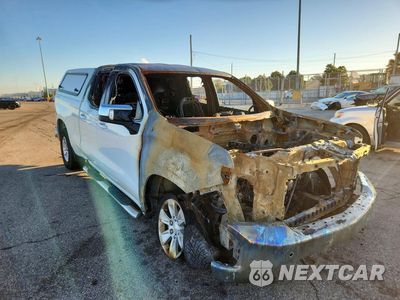 Czwarte zdjęcie samochodu z boku: 2021 CHEVROLET SILVERADO K1500 LT VIN:1GCRYDEK9MZ308562 - miniatura