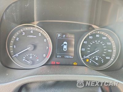 Zdjęcie 9 z 12 samochodu: 2018 HYUNDAI ELANTRA SEL VIN:5NPD84LF1JH265113 - miniatura