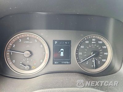 Zdjęcie 9 z 13 samochodu: 2018 HYUNDAI TUCSON VALUE VIN:KM8J33A29JU735207 - miniatura