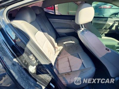 Zdjęcie 10 z 12 samochodu: 2017 HYUNDAI ELANTRA SE VIN:KMHD84LF6HU223905 - miniatura