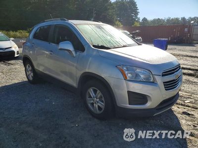 Czwarte zdjęcie samochodu z boku: 2016 CHEVROLET TRAX 1LT VIN:3GNCJLSB5GL186309 - miniatura