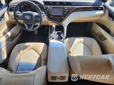 Zdjęcie 8 z 12 samochodu: 2018 TOYOTA CAMRY XLE VIN:4T1B11HK9JU072662 - miniatura
