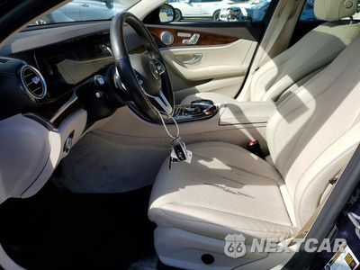 Zdjęcie 7 z 13 samochodu: 2020 MERCEDES-BENZ E 350 4MATIC VIN:W1KZF8EB8LA772443 - miniatura