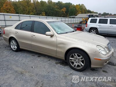 Czwarte zdjęcie samochodu z boku: 2003 MERCEDES-BENZ E 320 VIN:WDBUF65J63A099439 - miniatura