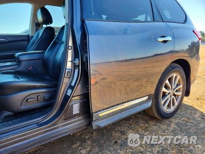 Zdjęcie 13 z 14 samochodu: 2014 NISSAN PATHFINDER SL VIN:5N1AR2MN7EC704791 - miniatura
