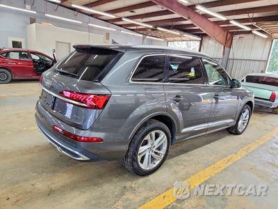 Trzecie zdjęcie samochodu z tyłu: 2021 AUDI Q7 PREMIUM PLUS VIN:WA1LXAF71MD011438 - miniatura